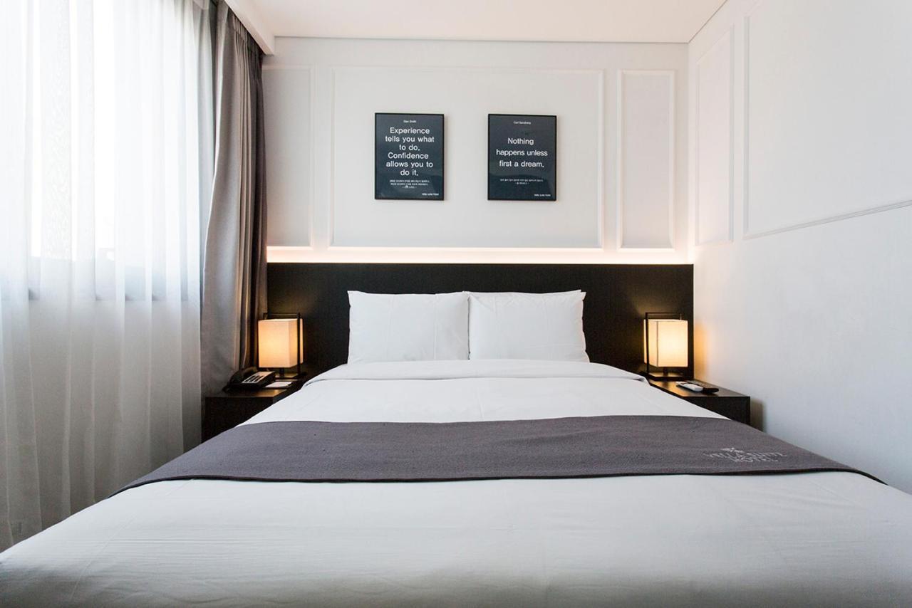 Vella Suite Hotel Сувон Екстериор снимка